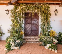 Decoración de puerta en La Fábrica de los Genoveses