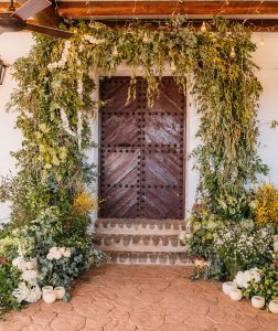 Decoración de puerta en La Fábrica de los Genoveses