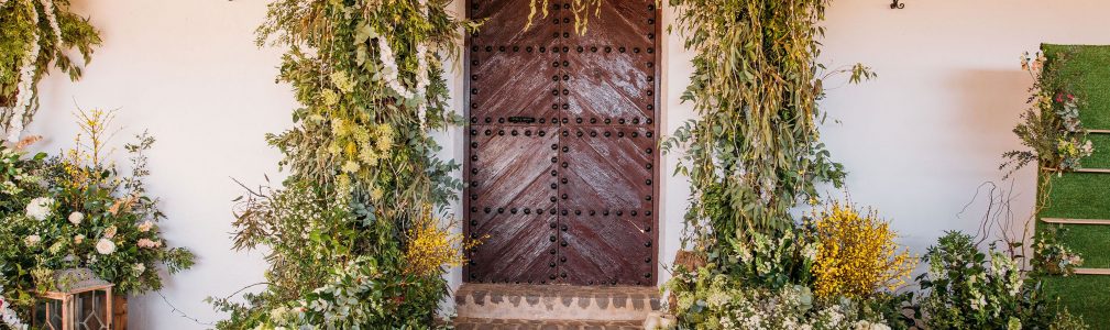 Decoración de puerta en La Fábrica de los Genoveses