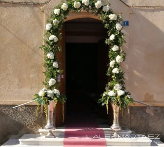 ARCO FLORAL ENTRADA