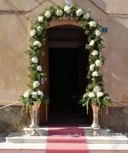 ARCO FLORAL ENTRADA