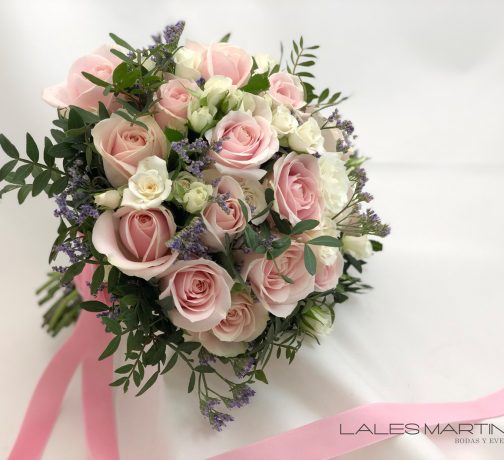 RAMO DE NOVIA DE ROSAS ROSA Y MINI ROSAS