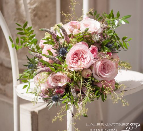 Ramo de novia rosas de jardín y mini rosas