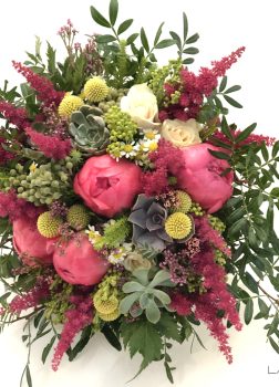 RAMO DE NOVIA DE PEONÍAS FUCSIAS